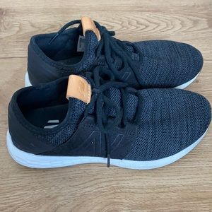 New balance black shoes